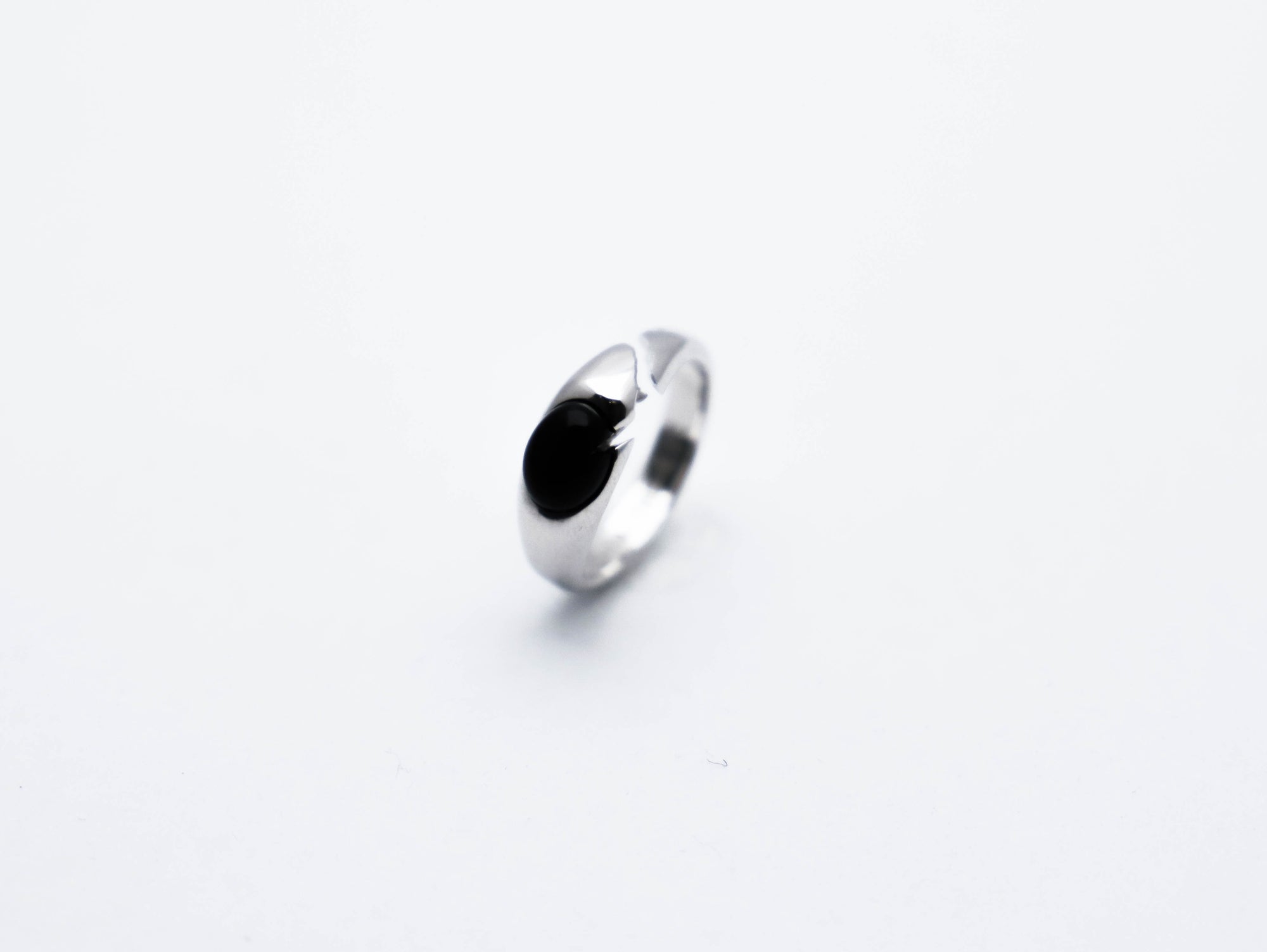 STONE BROKEN RING I - pinky ring